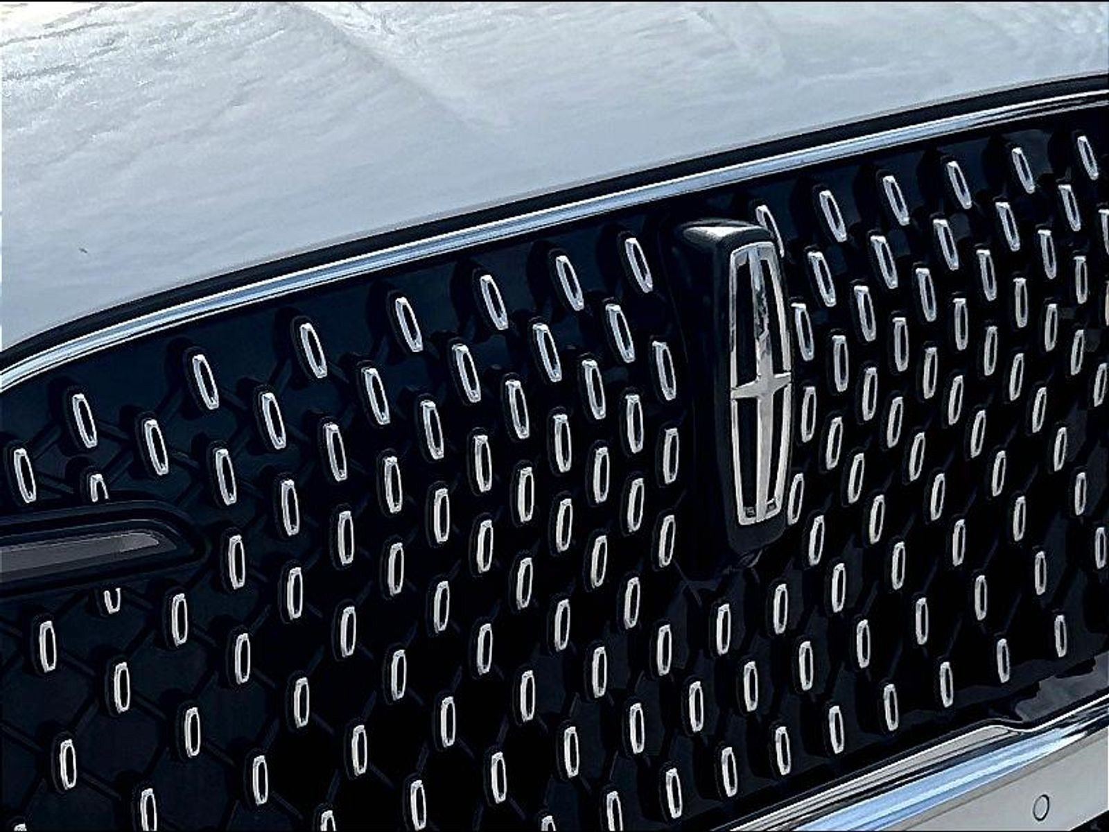 Used 2025 Lincoln Aviator Reserve RWD image 33