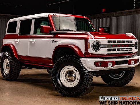 Used 2025 Ford Bronco Heritage Edition image 1