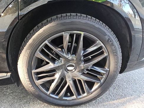 Used 2025 Cadillac Escalade IQ Sport 1 w/ LPO, ONYX Package AWD/4WD image 5