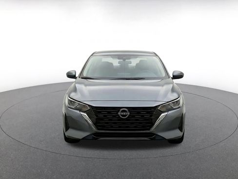 Used 2025 Nissan Sentra S image 3