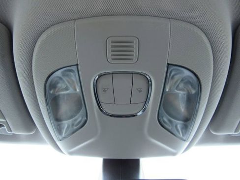 Used 2018 Jeep Compass Sport image 44