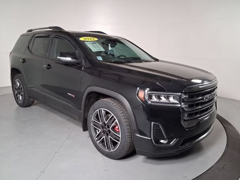 Certified 2022 GMC Acadia AT4 w/ Technology Package AWD/4WD image 2