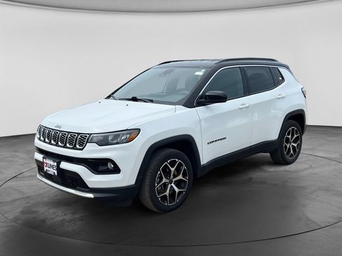 Used 2025 Jeep Compass Limited AWD/4WD image 5