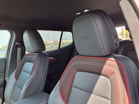 Used 2024 Chevrolet Equinox EV RS FWD image 19