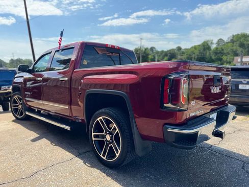 Used 2016 GMC Sierra 1500 SLT w/ SLT Preferred Package AWD/4WD image 4