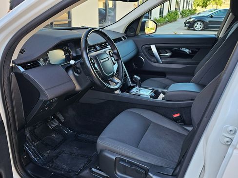 Used 2020 Land Rover Discovery Sport image 15
