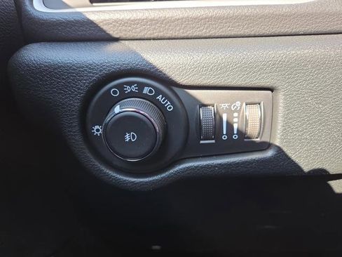 New 2026 Chrysler Pacifica Select w/ S Appearance Package image 22