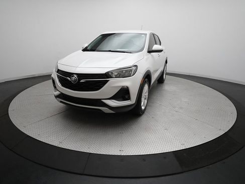 Used 2020 Buick Encore GX Preferred w/ Cold Weather Comfort Package FWD image 12