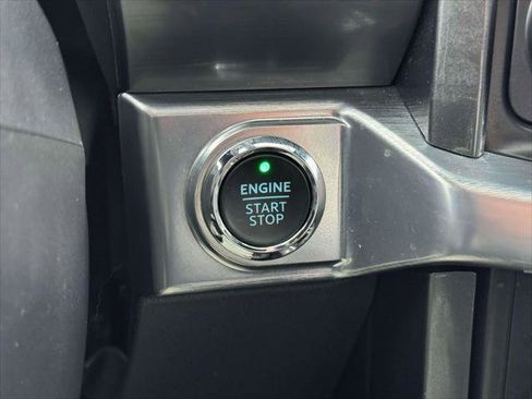 Used 2023 Ford F150 Lariat w/ Equipment Group 502A High image 26