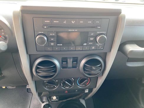 Used 2009 Jeep Wrangler X AWD/4WD image 24