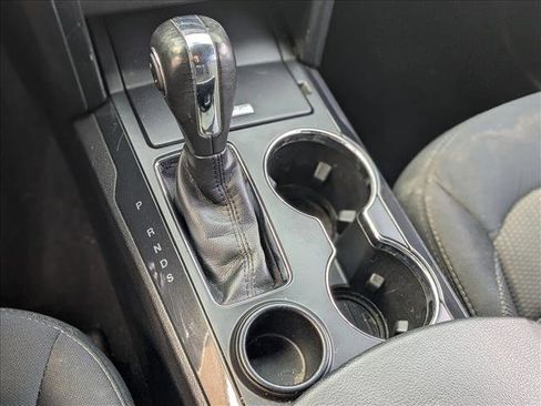 Used 2019 Ford Explorer XLT w/ Equipment Group 201A image 12