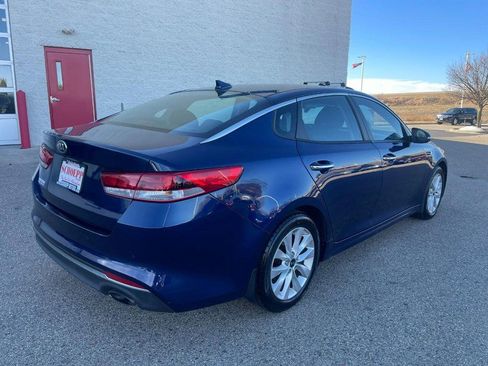 Used 2018 Kia Optima LX w/ Convenience Package FWD image 3