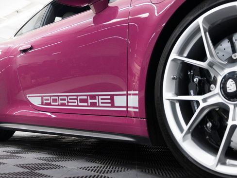 Certified 2023 Porsche 911 GT3 image 11