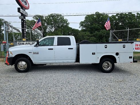 Used 2016 RAM 3500 Tradesman image 2
