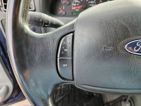 Used 2004 Ford F250 XLT image 16