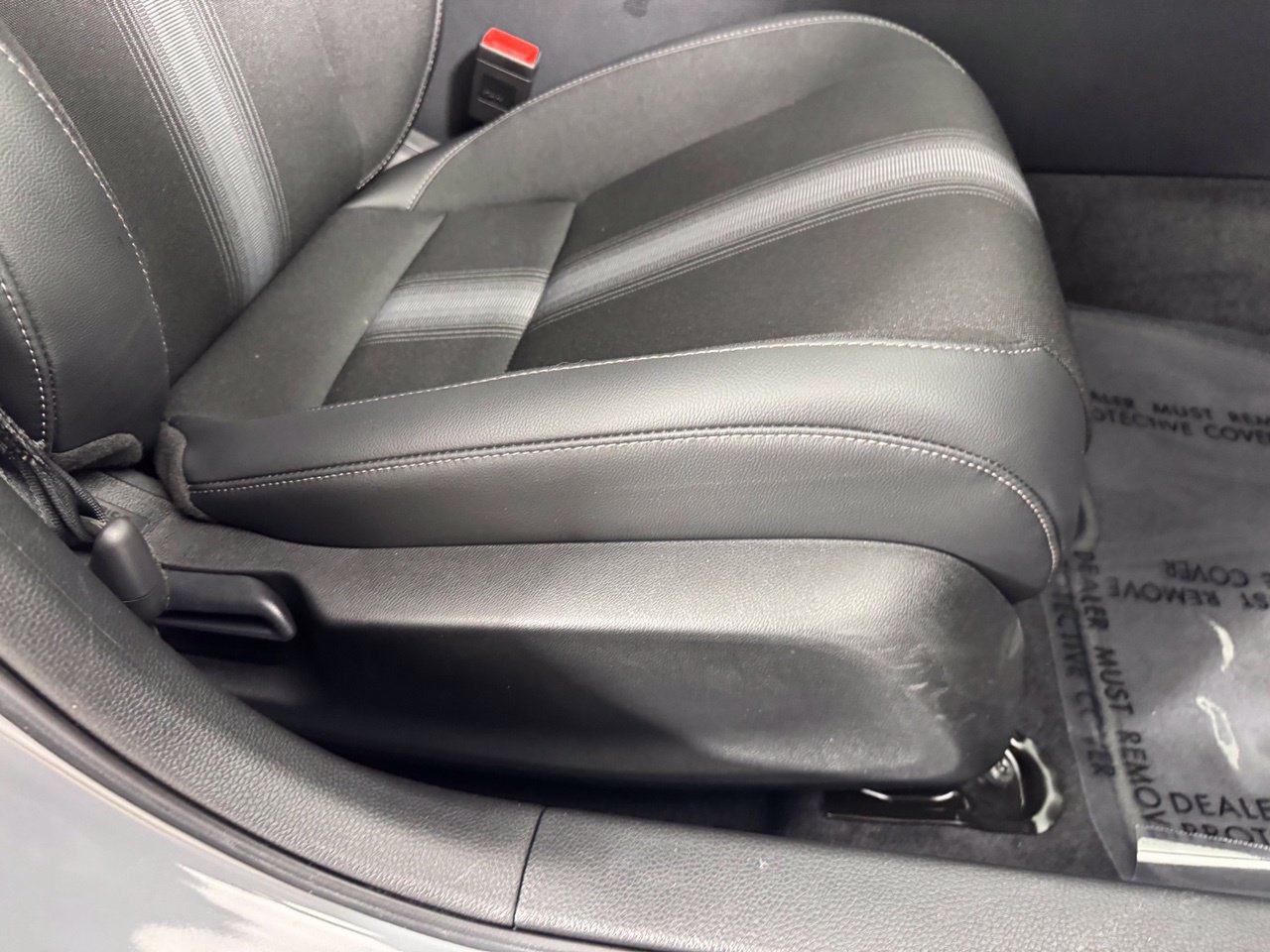 Used 2025 Honda Civic Sport image 32