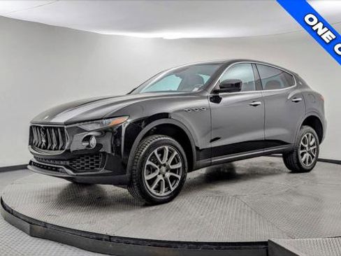 Used 2018 Maserati Levante AWD/4WD image 2