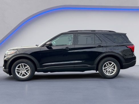 New 2026 Ford Explorer Active RWD image 10