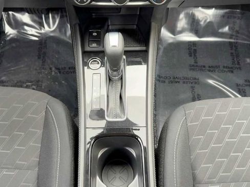 Certified 2024 Nissan Kicks SV image 14