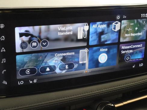 Used 2023 Nissan Ariya FWD image 29