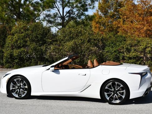 Used 2022 Lexus LC 500 Convertible image 35