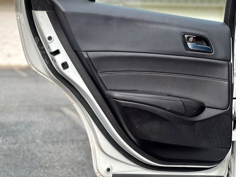 Used 2019 Acura ILX FWD image 15