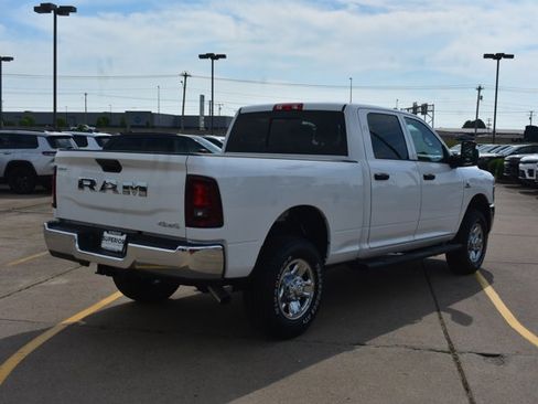 New 2026 RAM 2500 Tradesman AWD/4WD image 5