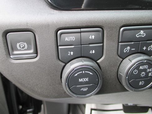 Used 2023 Chevrolet Silverado 1500 RST w/ Z71 Off-Road Package image 14