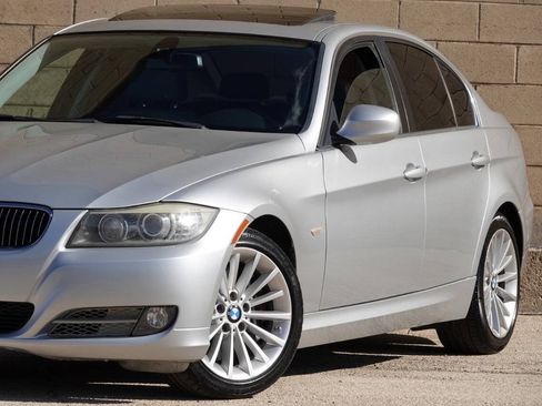 Used 2011 BMW 335d Sedan RWD image 3