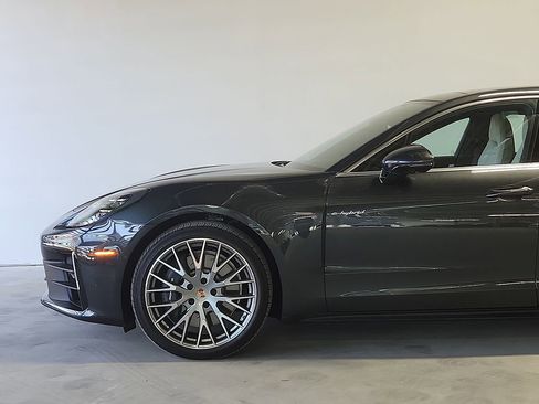 New 2026 Porsche Panamera 4 E-Hybrid AWD/4WD image 6