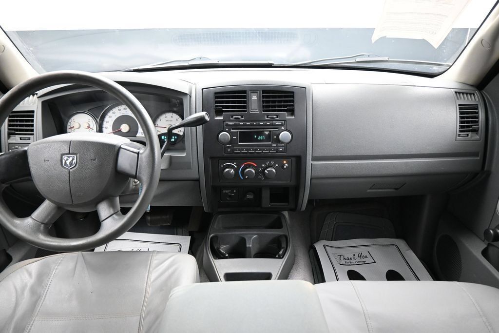 Used 2005 Dodge Dakota ST RWD image 13