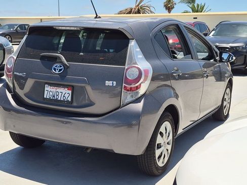 Used 2014 Toyota Prius C Two FWD image 5
