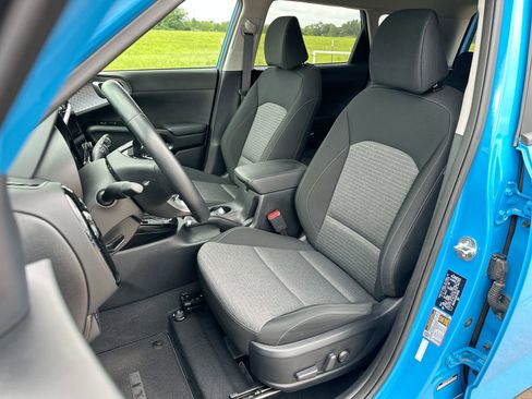 Used 2024 Kia Soul EX FWD image 11