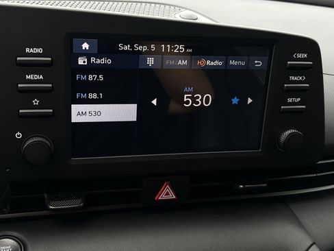 New 2026 Hyundai Elantra SEL Sport FWD image 18