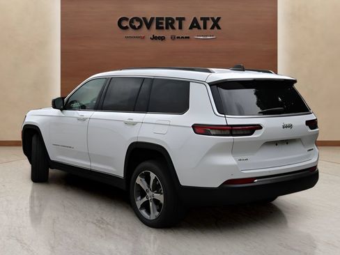 New 2026 Jeep Grand Cherokee L Limited AWD/4WD image 3