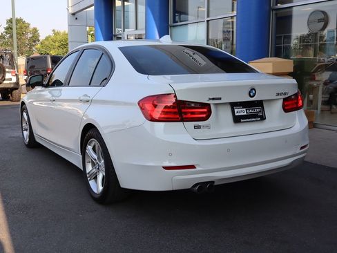 Used 2015 BMW 328i xDrive Sedan AWD/4WD image 3