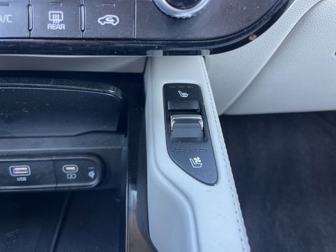 Certified 2023 Kia Telluride SX image 14