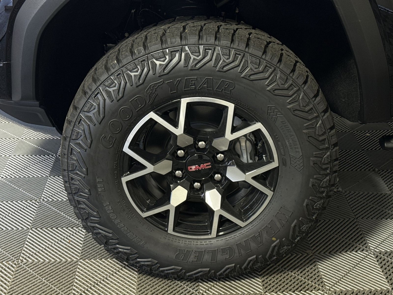 New 2026 GMC Canyon AT4X AWD/4WD image 12