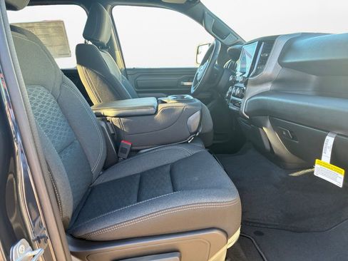 New 2026 RAM 1500 Express image 24