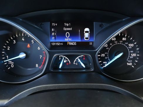 Used 2019 Ford Escape SE FWD image 27