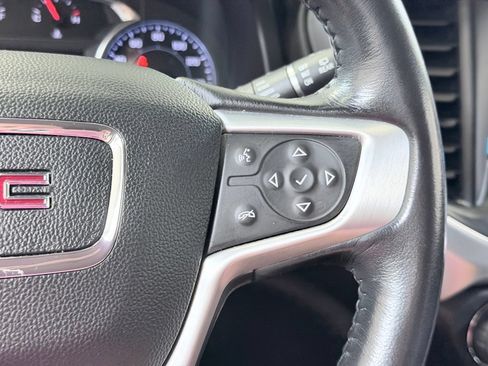 Used 2019 GMC Acadia SLT FWD image 50