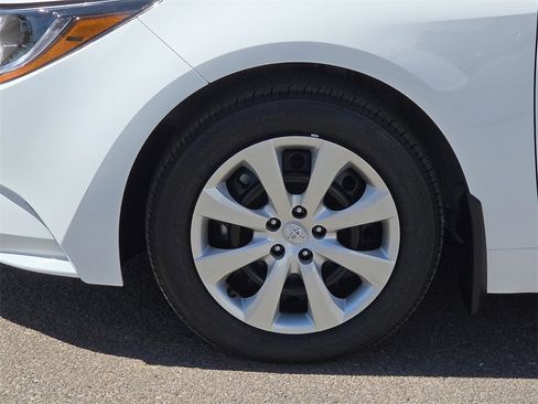 New 2026 Toyota Corolla LE image 9