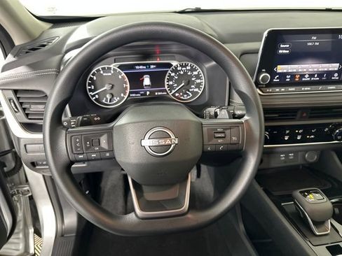 Certified 2025 Nissan Rogue S image 14