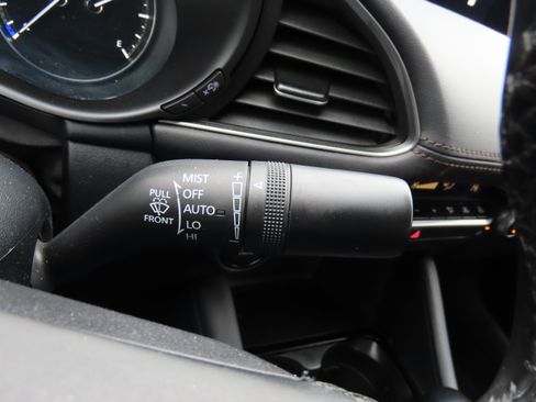 Used 2024 MAZDA MAZDA3 s image 36