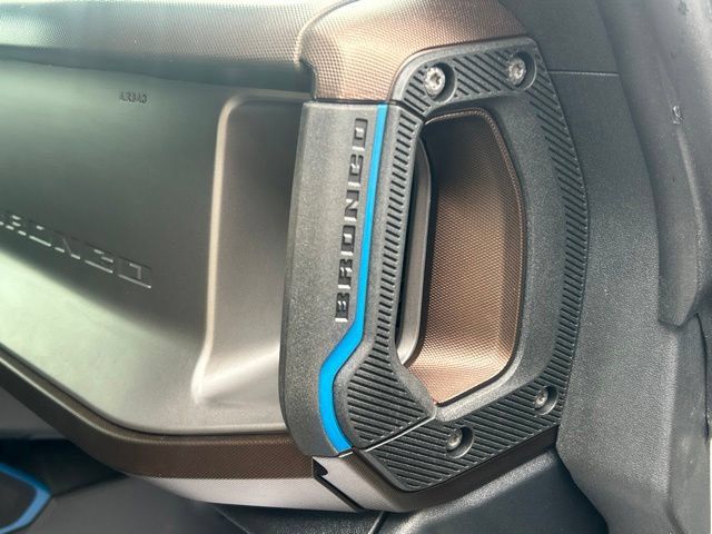 Used 2022 Ford Bronco Outer Banks AWD/4WD image 35