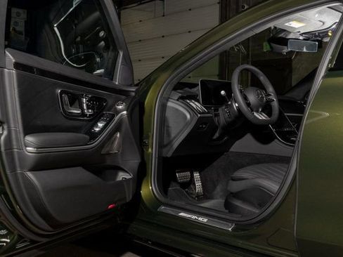 Used 2025 Mercedes-Benz S 63 AMG S image 36