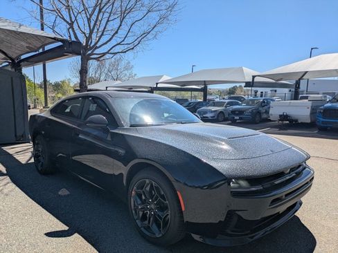 New 2026 Dodge Charger R/T w/ Blacktop Package AWD/4WD image 7