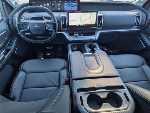 New 2025 Ford Expedition Max Platinum w/ Driver's Package image 14