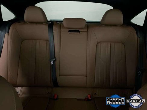 Used 2024 Audi Q8 e-tron Premium image 76