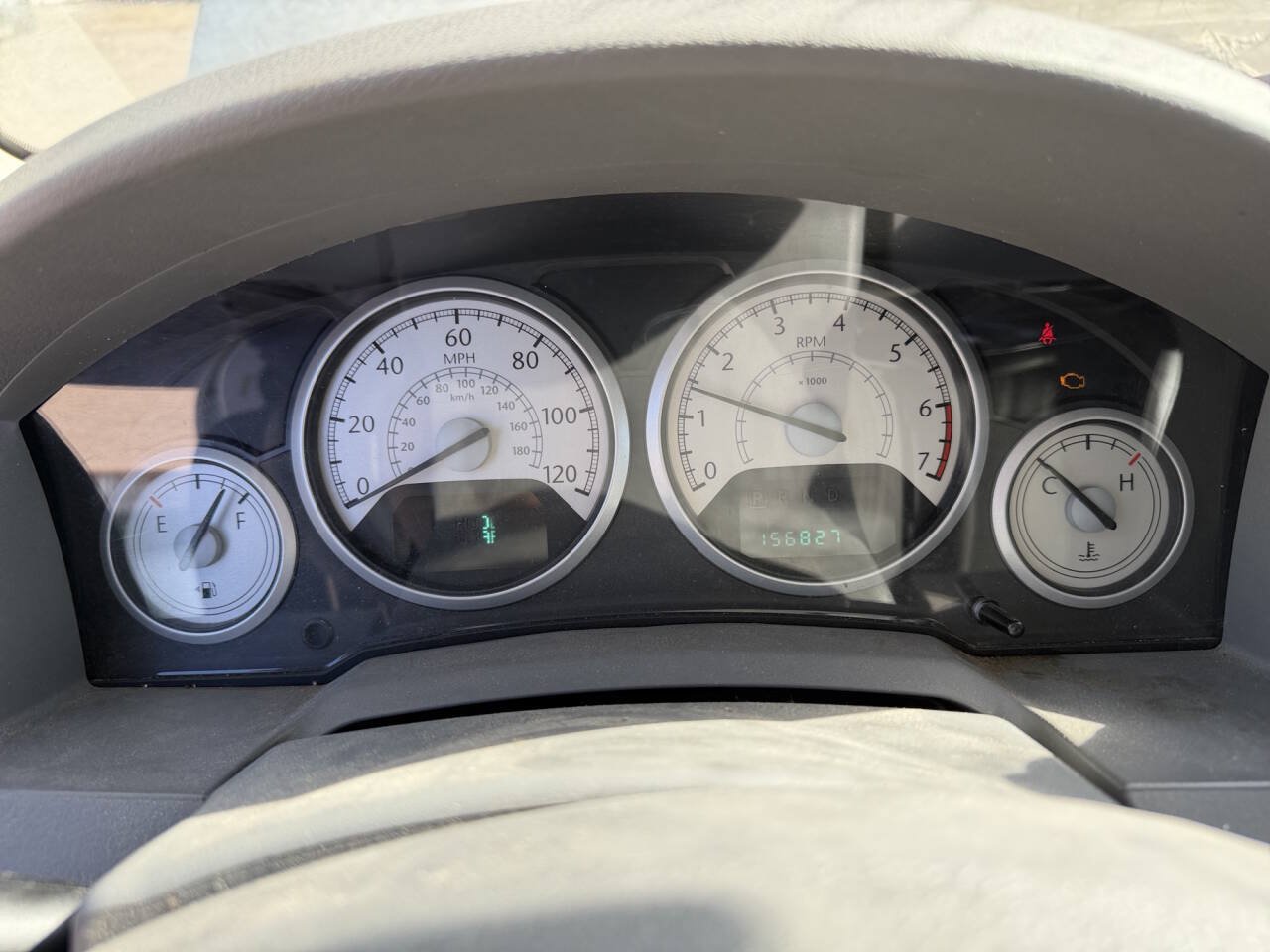 Used 2009 Chrysler Town & Country Touring FWD image 35